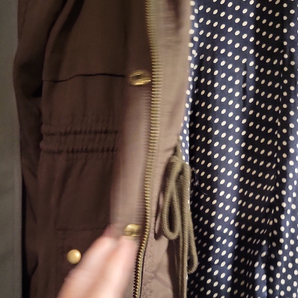 Market & Spruce Very Soft Olive Utility Jacket with Removable Hood - Picture 6 of 10